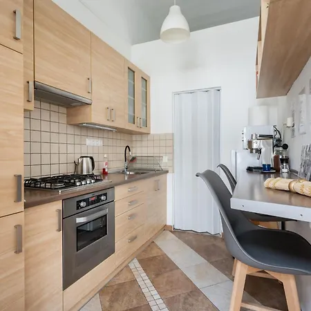 Lovely And Relaxing With Amazing Sauna & Free Garage *