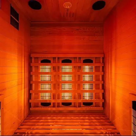 Apartment Lovely And Relaxing With Amazing Sauna & Free Garage